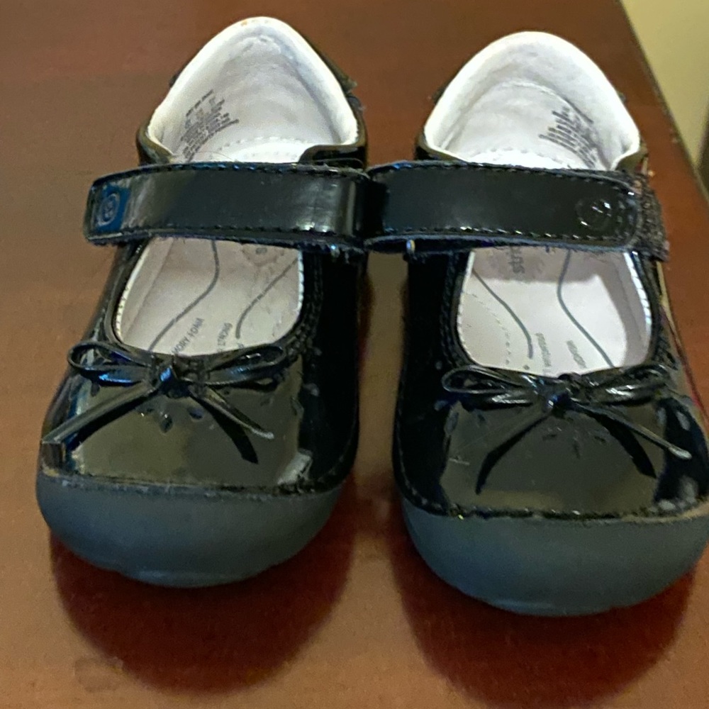Stride rite size 5M GUC